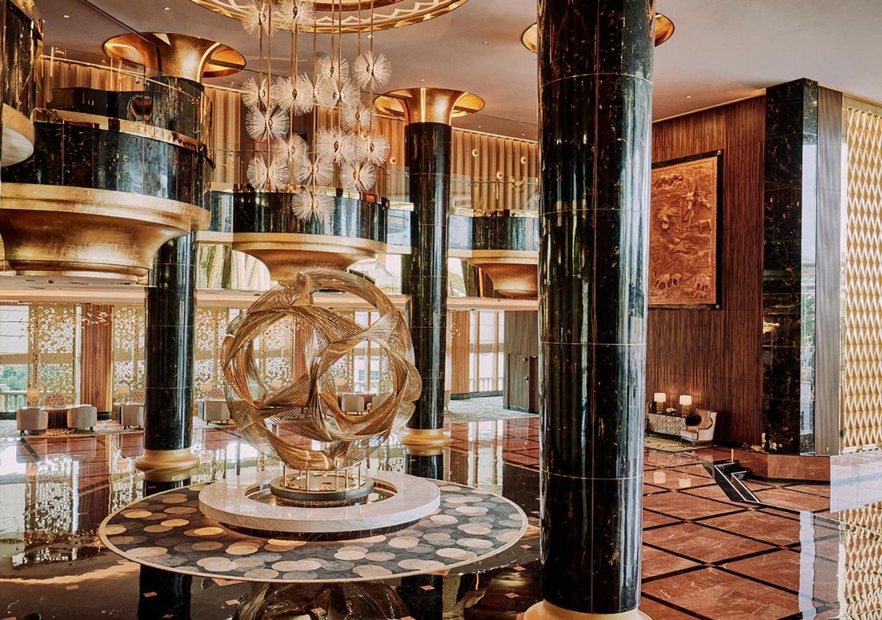 Sunway Resort Hotel Petaling Jaya Eksteriør billede The lobby of the Ritz-Carlton, Dubai