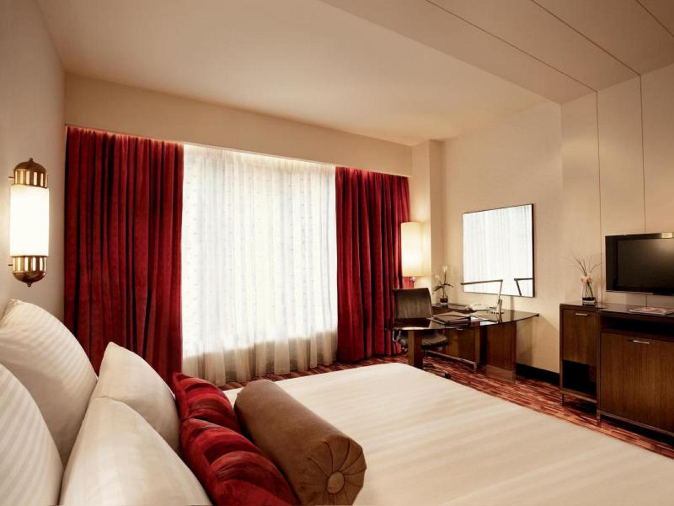 Sunway Resort Hotel Petaling Jaya Eksteriør billede A room at the Taj Mahal Palace