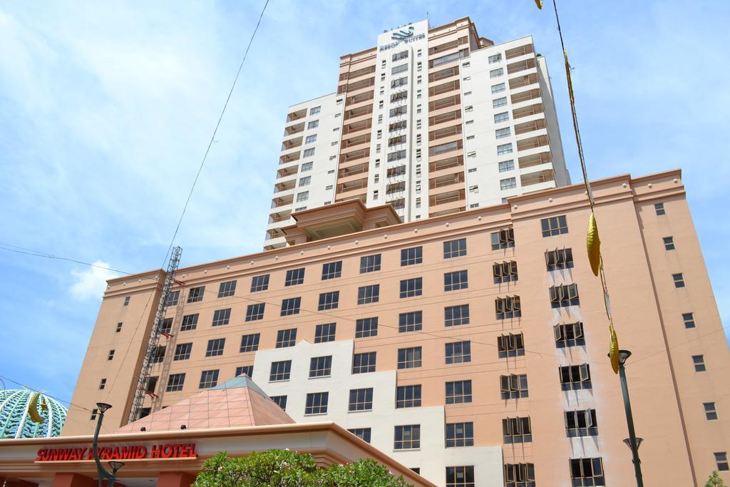 Sunway Resort Hotel Petaling Jaya Eksteriør billede Hotel's main building