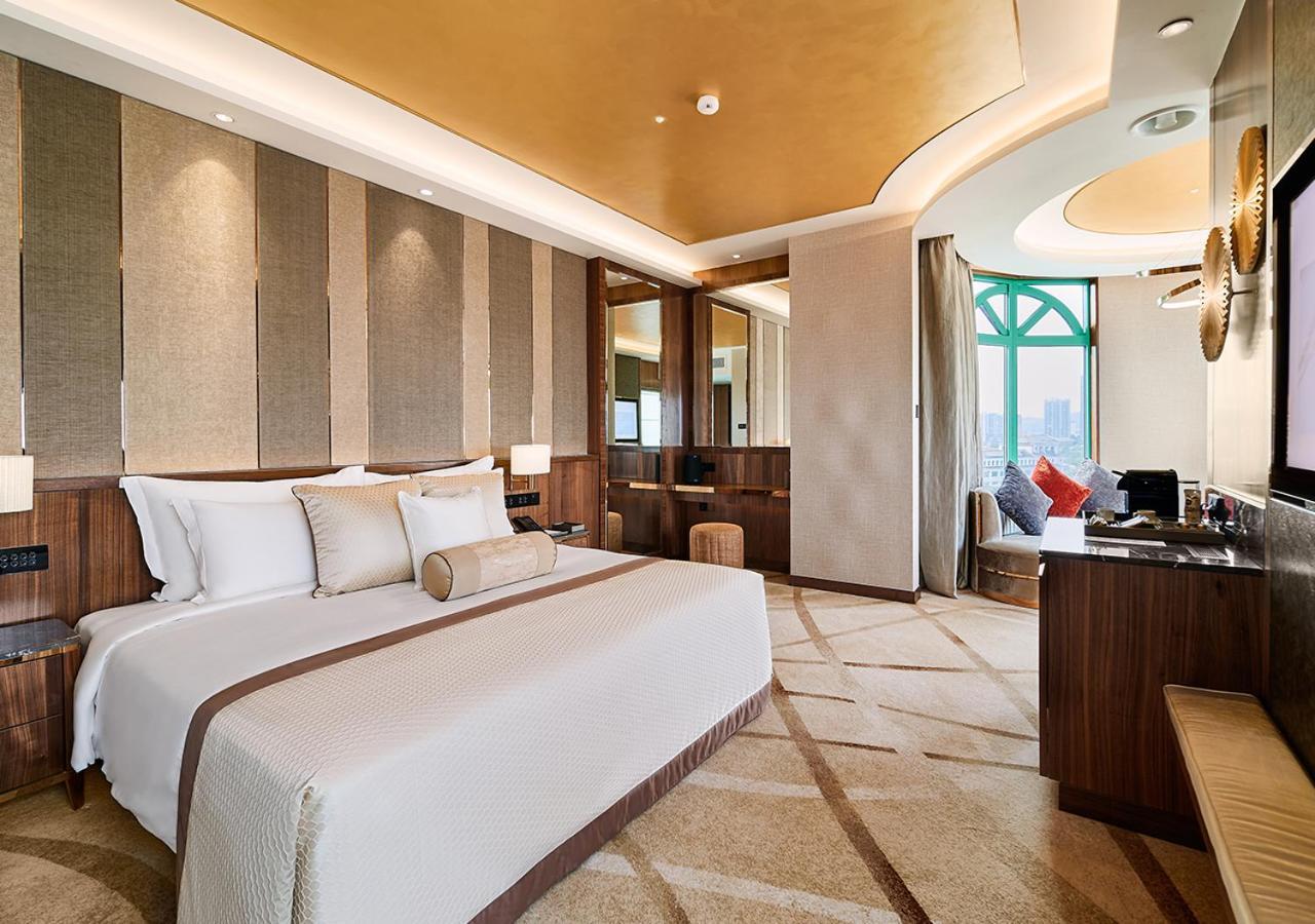 Sunway Resort Hotel Petaling Jaya Eksteriør billede Suite