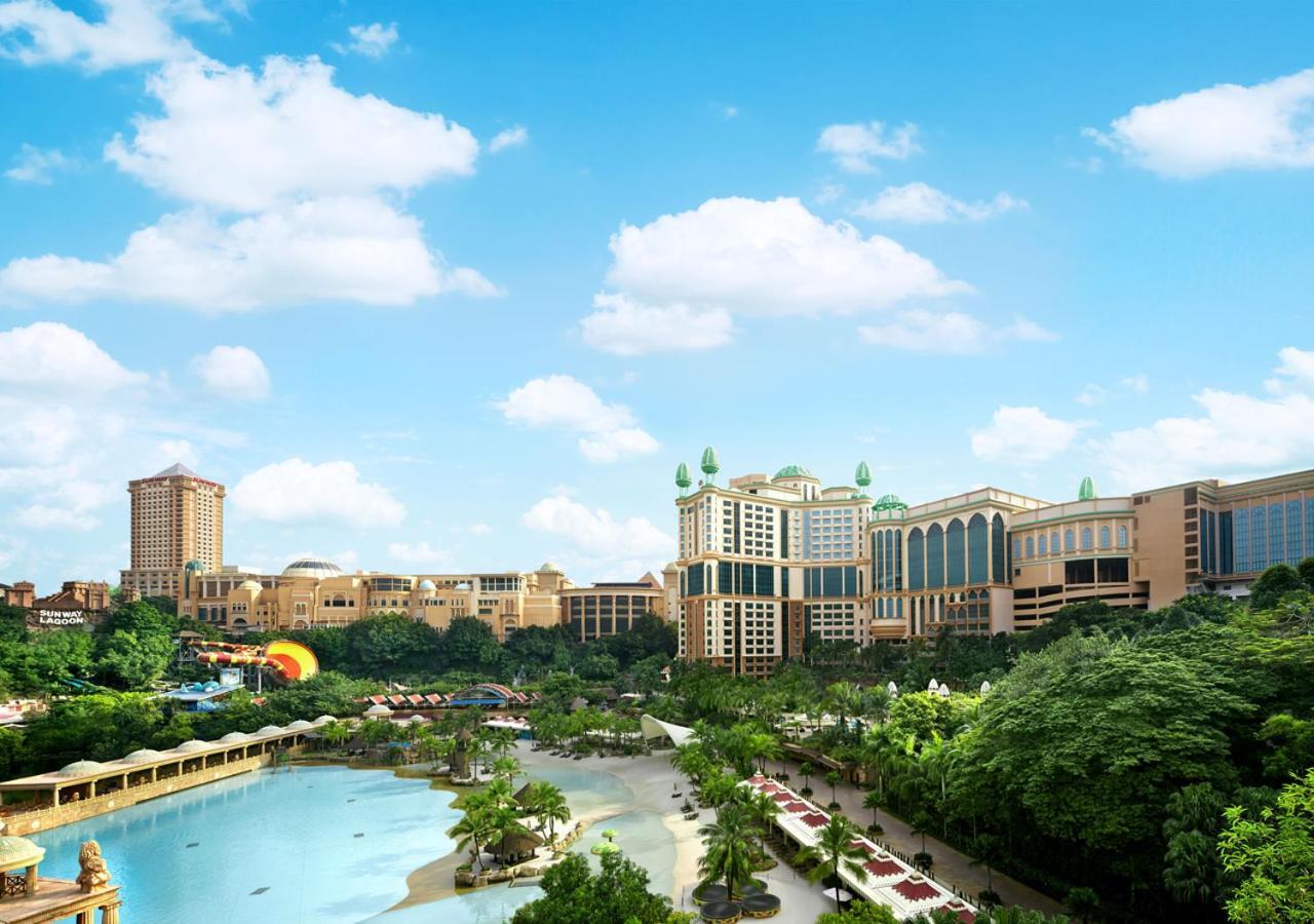 Sunway Resort Hotel Petaling Jaya Eksteriør billede The Berjaya Times Square